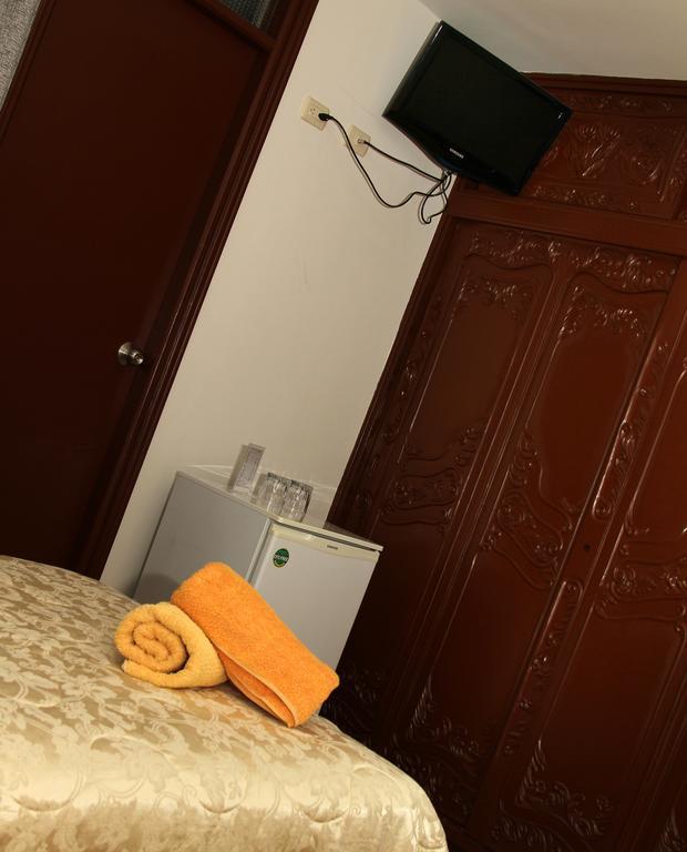 Hotel Vanetom Чиклайо Номер фото